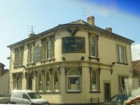 Painting and decorating the pub - Exteriors - Bristol